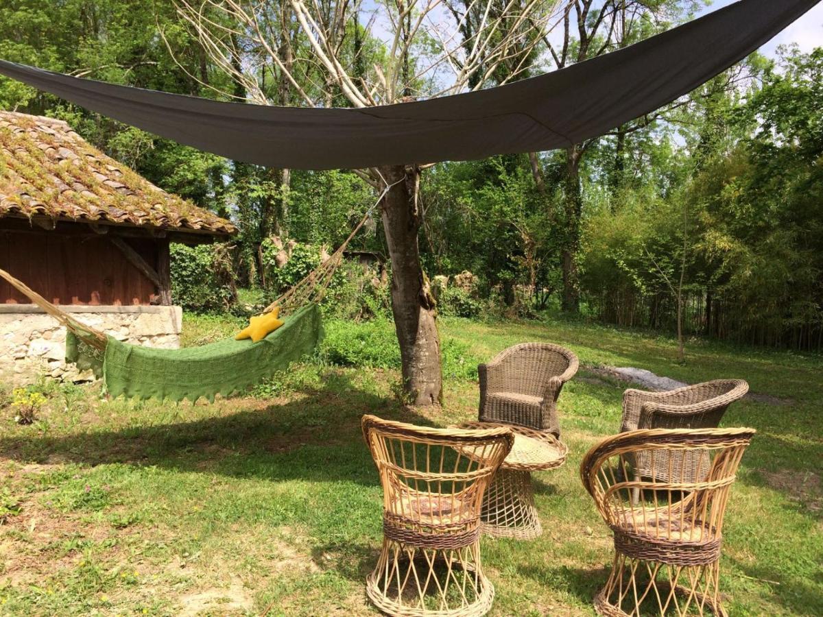 Bed and Breakfast Le Moulin Scalagrand Mazieres  Екстер'єр фото